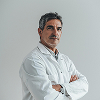 Dr. Ricardo Almeida